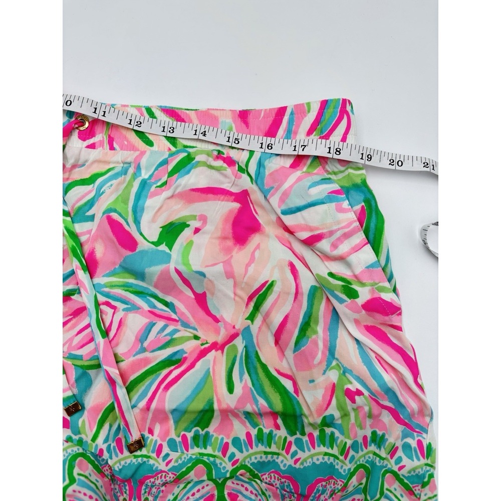 Lilly Pulitzer XL Ruffle Hem Shorts Pink Green Blue Tropical Rayon Pull On - Picture 8 of 10